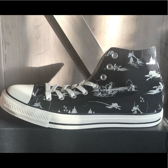 Converse All-Star Men’s 9.5 Womens 11.5 - Picture 1 of 3